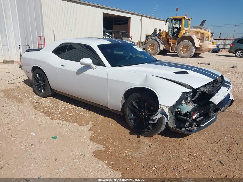 2018 DODGE CHALLENGER SXT - 2C3CDZAGXJH305203