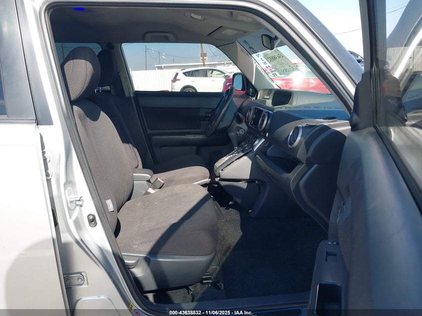 JTLKE50E981022060 2008 SCION XB photo no. 5