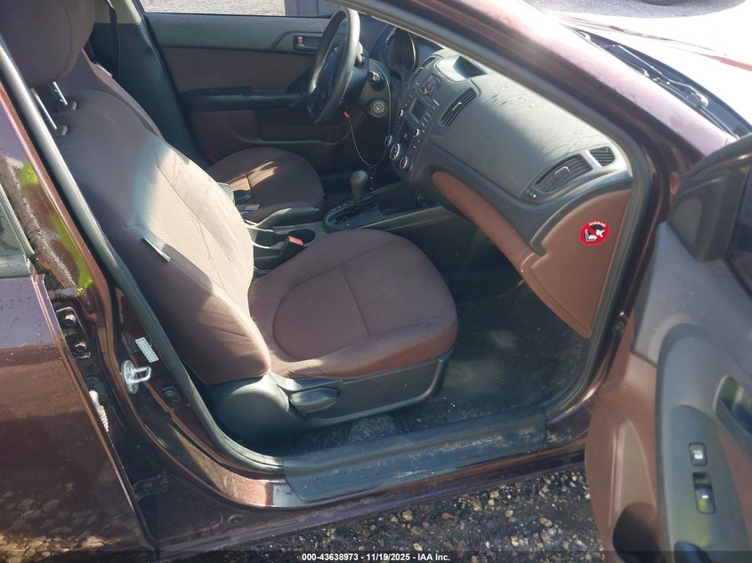 KNAFU4A24A5199951 2010 KIA FORTE photo no. 5