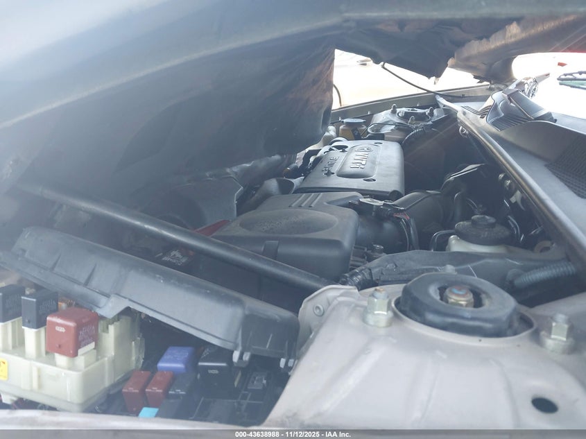 2003 Toyota Camry Le VIN: 4T1BE32K53U681470 Lot: 43638988