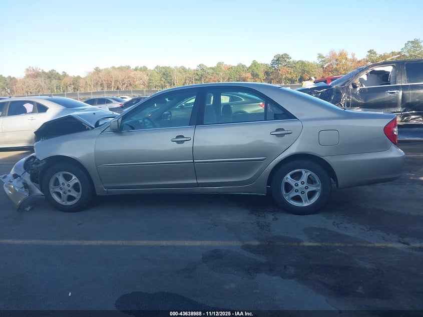 2003 Toyota Camry Le VIN: 4T1BE32K53U681470 Lot: 43638988