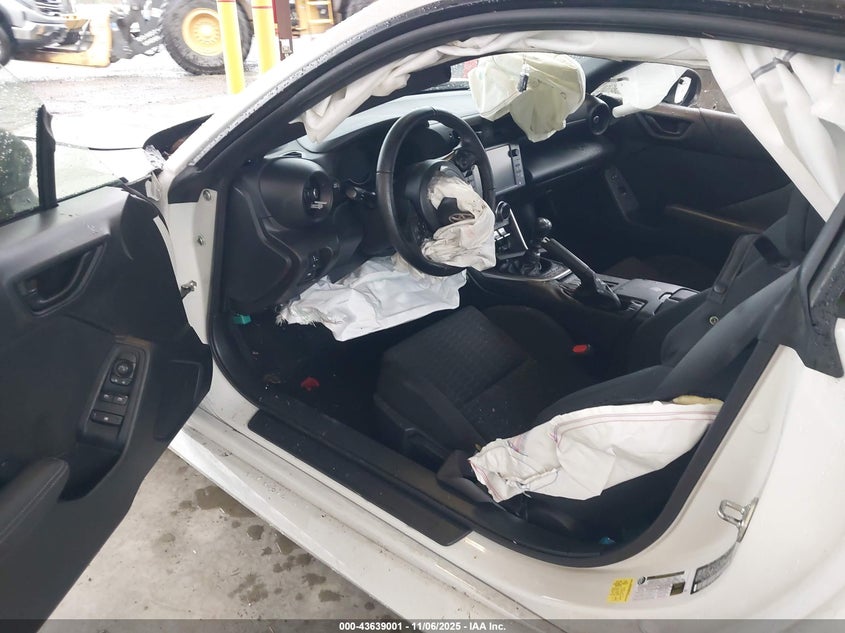 2023 TOYOTA GR86 - JF1ZNBB10P9765330