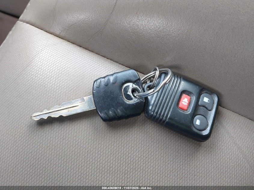 2005 Mazda Tribute S VIN: 4F2YZ96175KM40015 Lot: 43639019