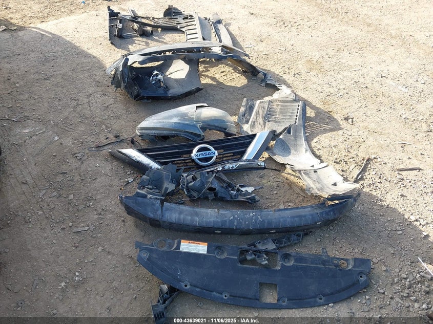 2018 NISSAN VERSA 1.6 SV - 3N1CN7AP7JL821218