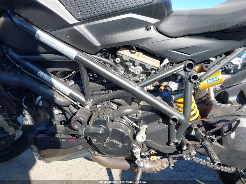 2014 Ducati Streetfighter 848 VIN: ZDM11BMV1EB017909 Lot: 43639039