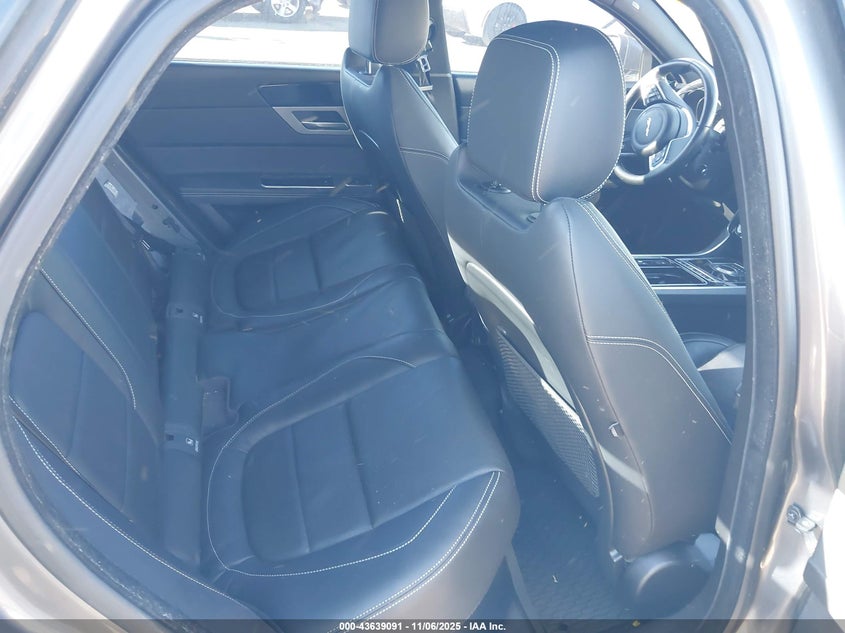 2017 JAGUAR XF 35T R-SPORT SAJBL4BVXHCY46213