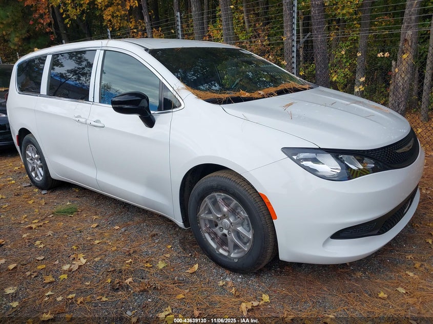 2C4RC1CG1TR181908 2026 Chrysler Voyager Lx auction photo 1