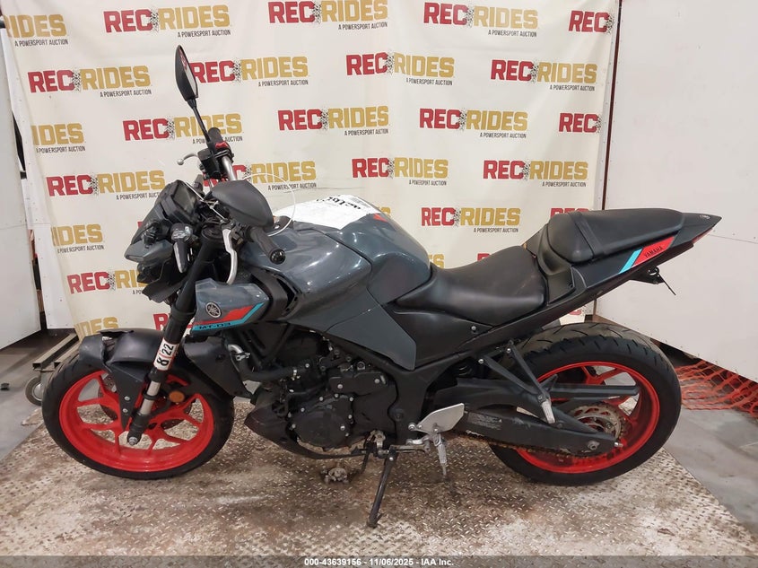 2021 Yamaha Mt-03 VIN: MH3RH20YXMK004635 Lot: 43639156