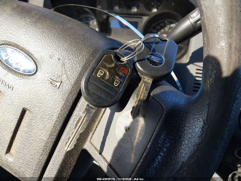 2013 Ford F-250 Xl VIN: 1FT7X2A67DEA40058 Lot: 43639176