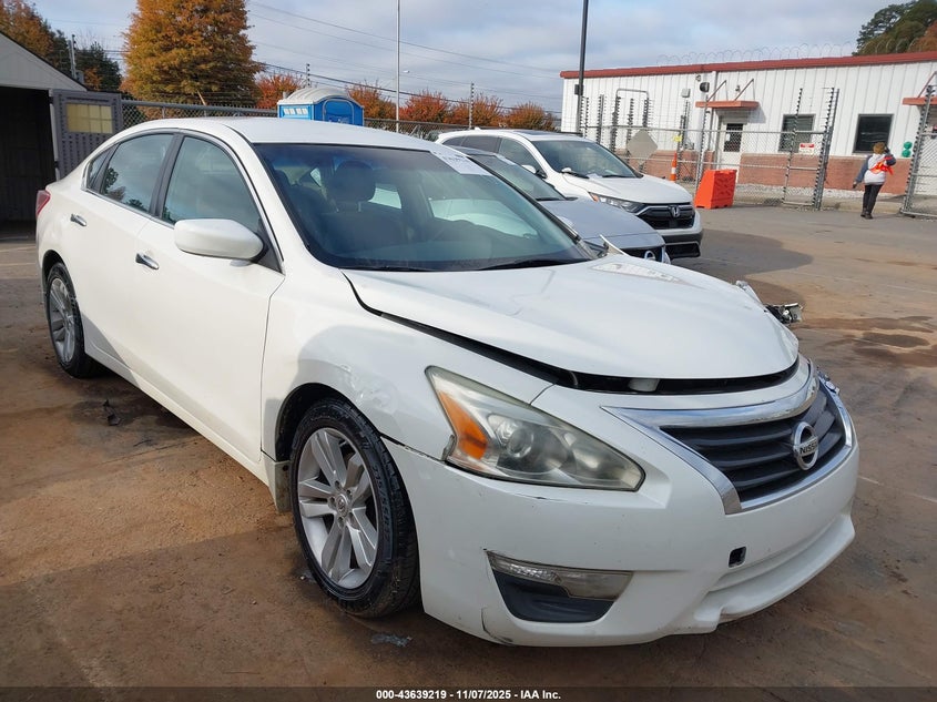 NISSAN ALTIMA 2.5 SV