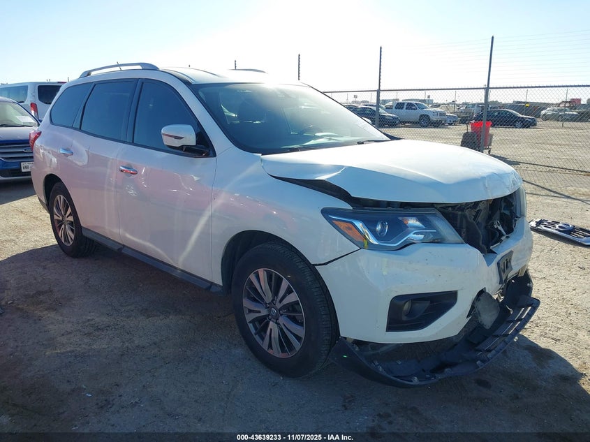 NISSAN PATHFINDER SV