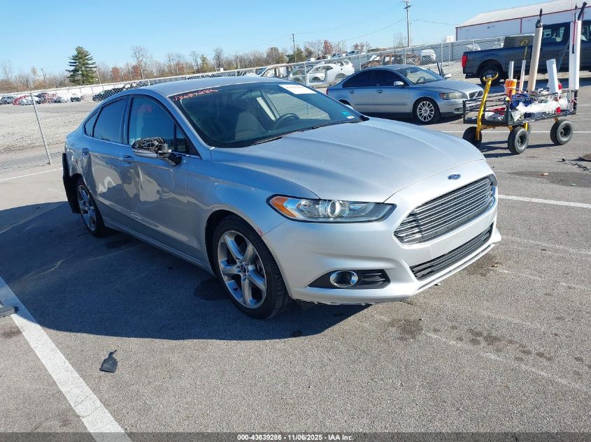 FORD FUSION SE