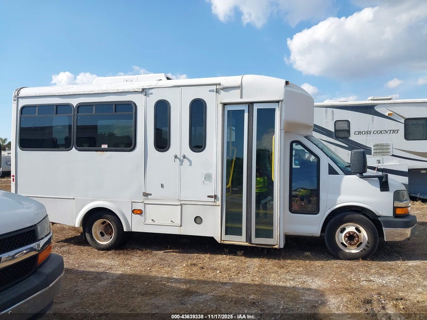 2015 Chevrolet Express Cutaway 4500 VIN: 1GB6G5BG2F1239294 Lot: 43639338