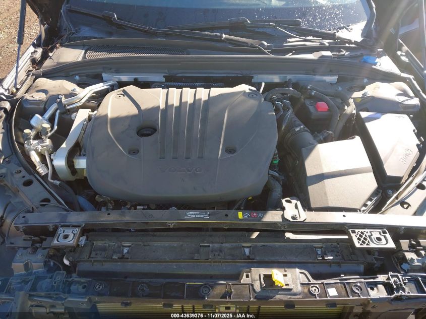 2025 Volvo V60 Cross Country B5 Plus VIN: YV4L12WK9S2149154 Lot: 43639376