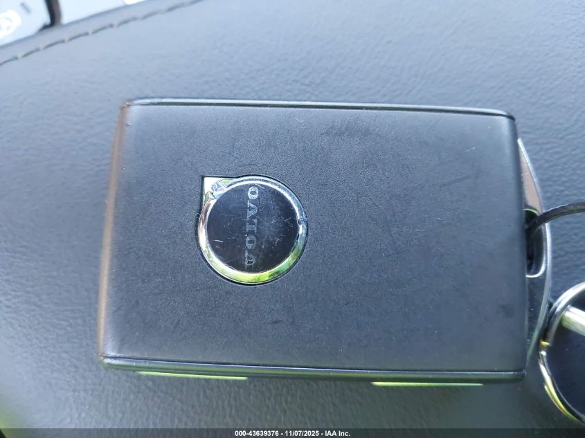 2025 Volvo V60 Cross Country B5 Plus VIN: YV4L12WK9S2149154 Lot: 43639376