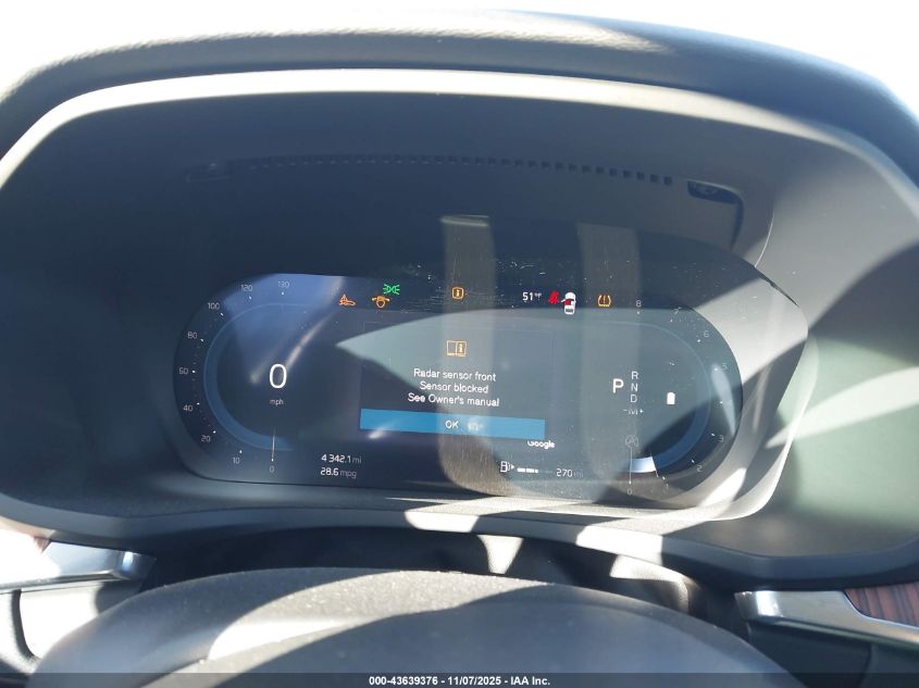 2025 Volvo V60 Cross Country B5 Plus VIN: YV4L12WK9S2149154 Lot: 43639376