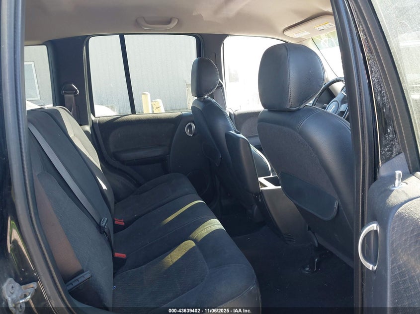 1J4GL58K82W264621 2002 JEEP LIBERTY (NORTH AMERICA) photo no. 8
