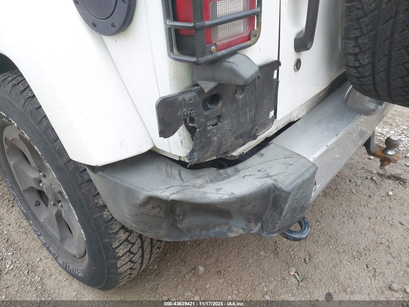1C4BJWEG3FL689800 2015 JEEP WRANGLER photo no. 18