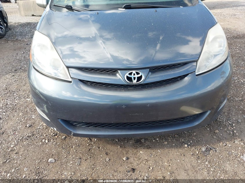 2008 TOYOTA SIENNA auction photo 6