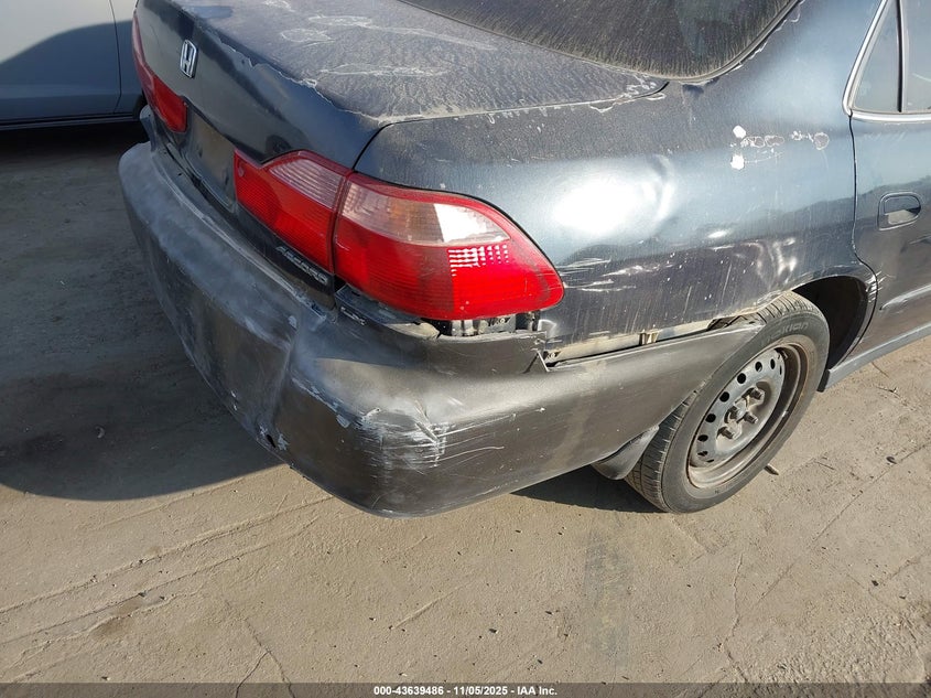 JHMCG6653YC018841 2000 HONDA ACCORD photo no. 18