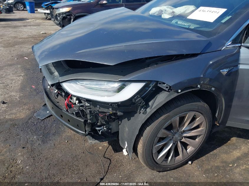 2020 Tesla Model X Long Range Dual Motor All-Wheel Drive/Long Range Plus Dual Motor All-Wheel Drive VIN: 5YJXCDE29LF283608 Lot: 43639494
