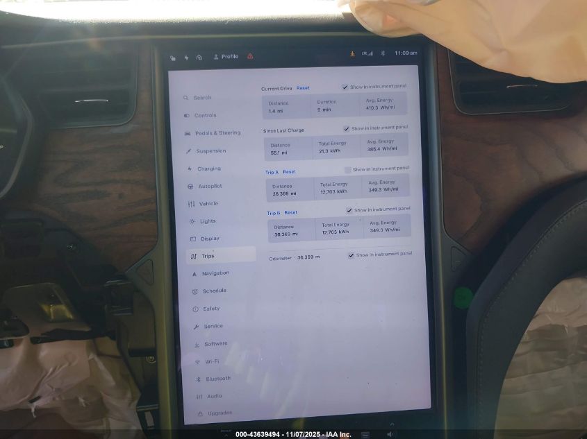 2020 Tesla Model X Long Range Dual Motor All-Wheel Drive/Long Range Plus Dual Motor All-Wheel Drive VIN: 5YJXCDE29LF283608 Lot: 43639494