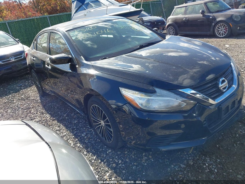 2017 NISSAN ALTIMA auction photo 1