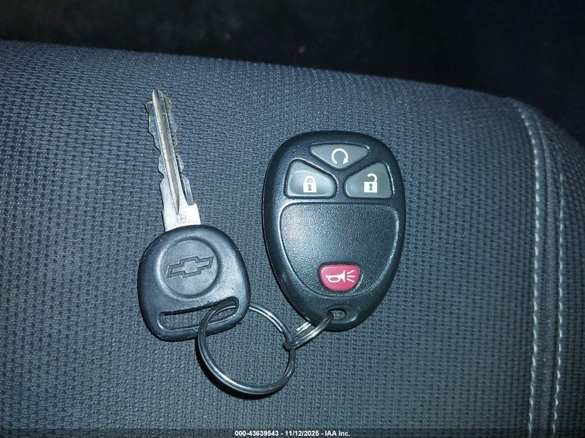 2014 CHEVROLET TRAVERSE 1LT 1GNKRGKD8EJ323079