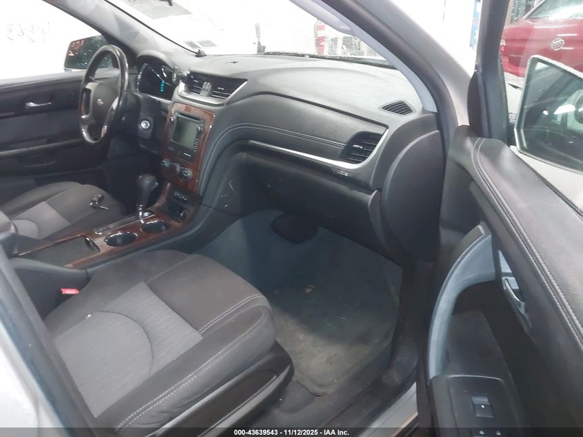 2014 CHEVROLET TRAVERSE 1LT 1GNKRGKD8EJ323079