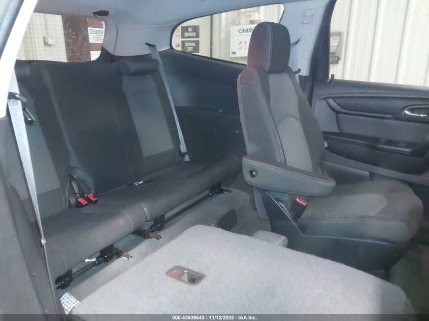 2014 CHEVROLET TRAVERSE 1LT 1GNKRGKD8EJ323079