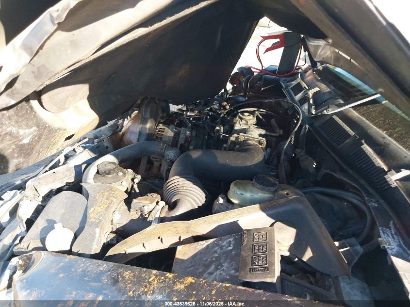 1999 Mercury Grand Marquis Gs VIN: 2MEFM74W7XX638004 Lot: 43639626