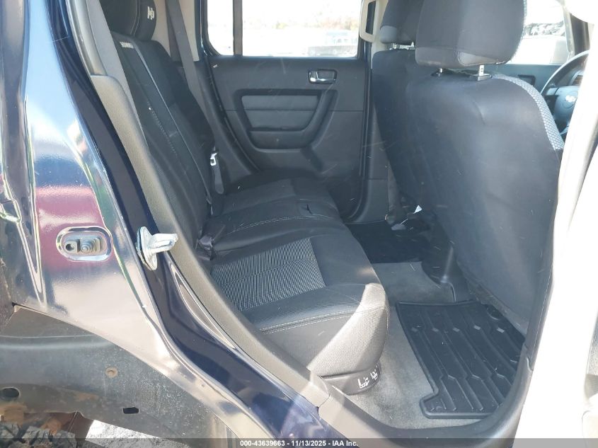 2008 Hummer H3 Suv VIN: 5GTEN13E788174545 Lot: 43639663