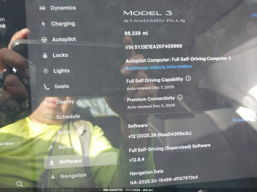 2019 Tesla Model 3 Long Range/Mid Range/Standard Range/Standard Range Plus VIN: 5YJ3E1EA2KF409966 Lot: 43639755