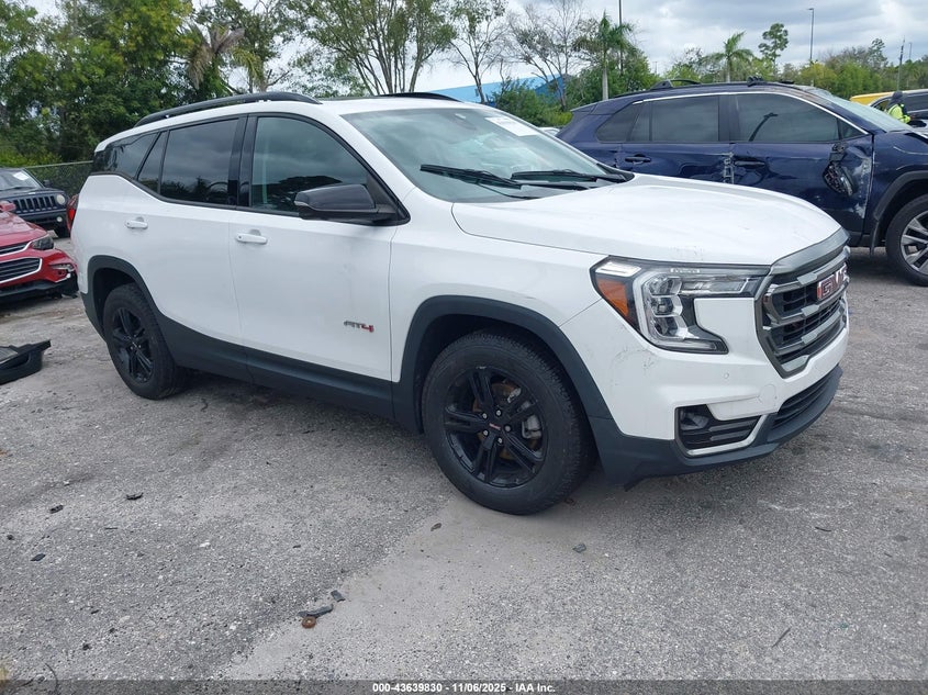 2022 GMC TERRAIN AWD AT4 - 3GKALYEV9NL297752