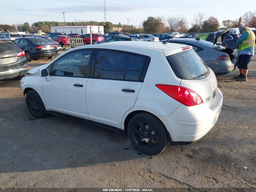3N1BC13EX8L400985 2008 NISSAN VERSA photo no. 3