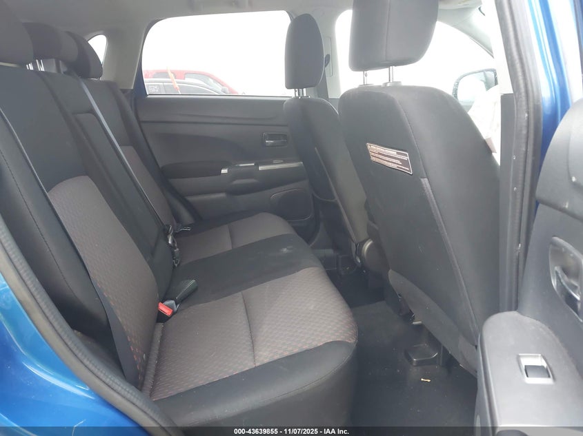 2018 MITSUBISHI OUTLANDER SPORT 2.0 ES - JA4AP3AU8JZ014481