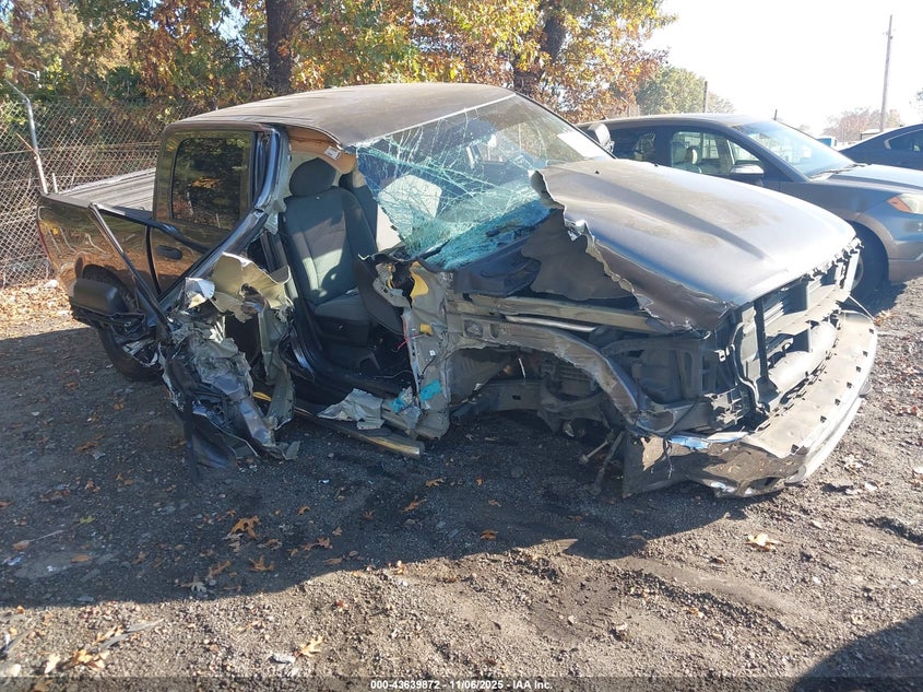 RAM 1500 TRADESMAN 4X4 5 7 BOX