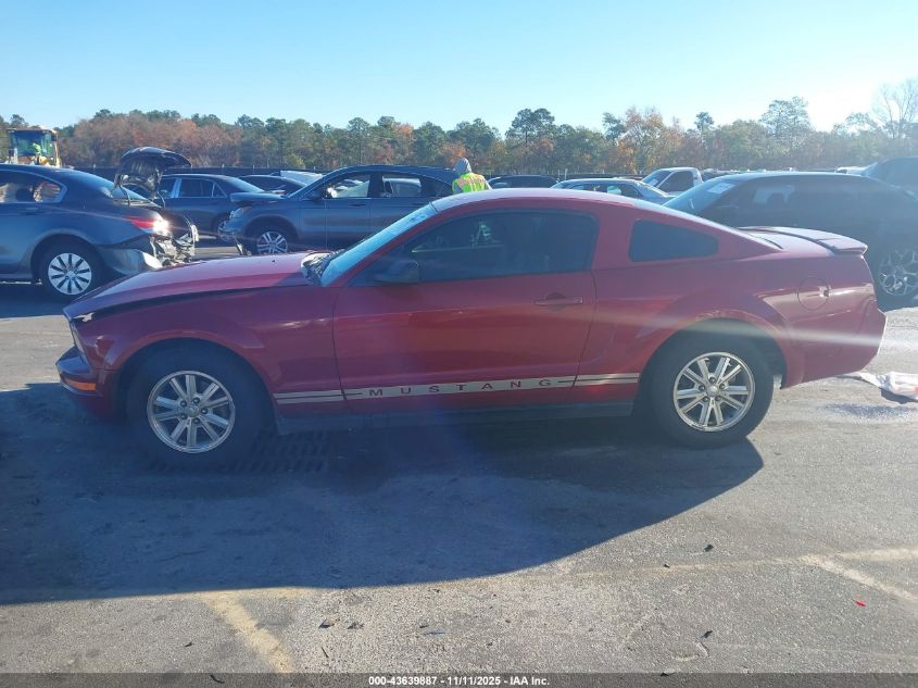 2008 Ford Mustang V6 Deluxe/V6 Premium VIN: 1ZVHT80N085138346 Lot: 43639887