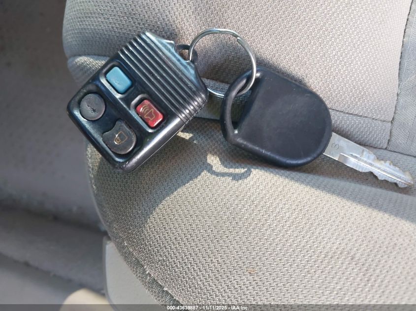 2008 Ford Mustang V6 Deluxe/V6 Premium VIN: 1ZVHT80N085138346 Lot: 43639887