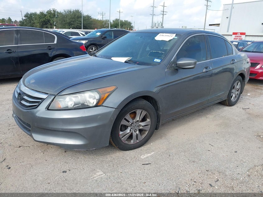 1HGCP2F4XCA058504 2012 HONDA ACCORD photo no. 2