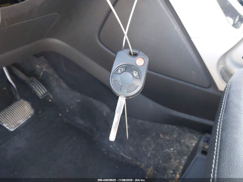 2013 Ford Escape Sel VIN: 1FMCU9H90DUB45266 Lot: 43639929