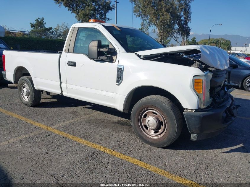 FORD F-250 XL