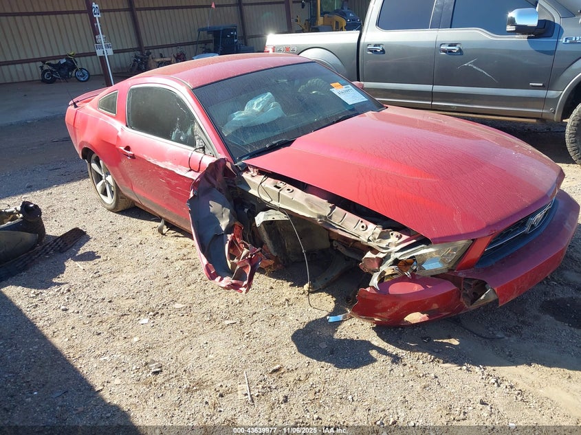 FORD MUSTANG V6 PREMIUM