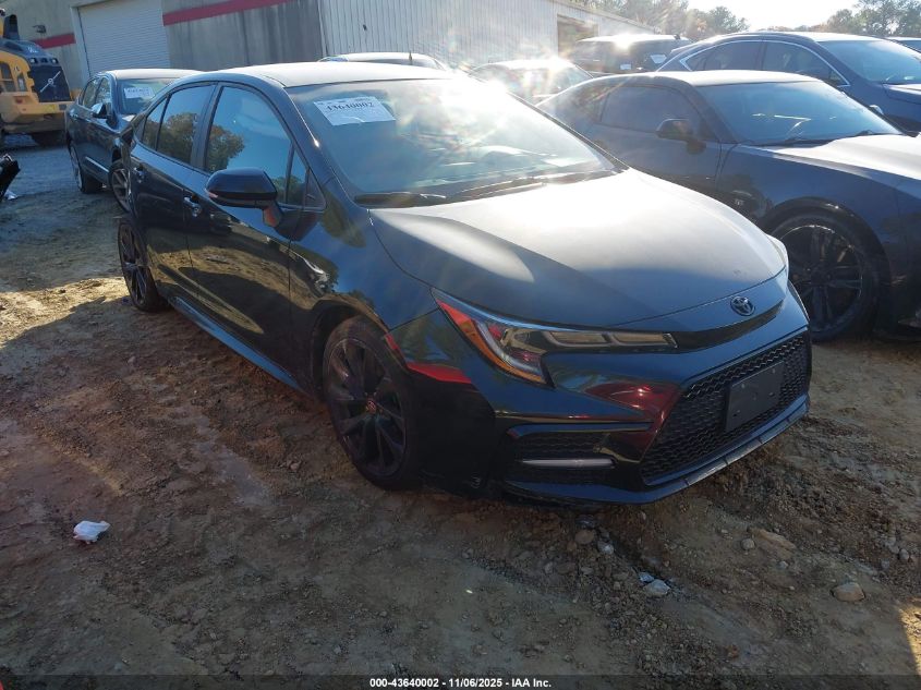 TOYOTA COROLLA SE NIGHTSHADE EDITION