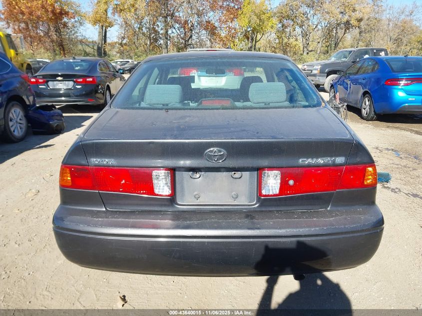2001 Toyota Camry Le VIN: 4T1BG22K11U834797 Lot: 43640015