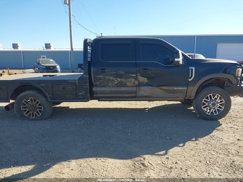 2017 Ford F-350 King Ranch VIN: 1FT8W3BT5HEB48072 Lot: 43640017