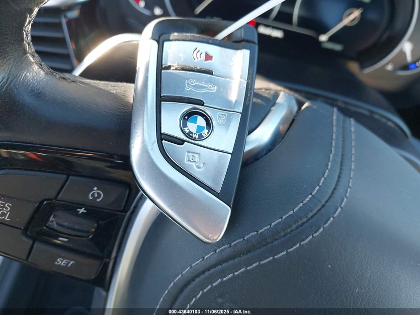 WBAJA7C58JWC74627 2018 BMW 5ER photo no. 11
