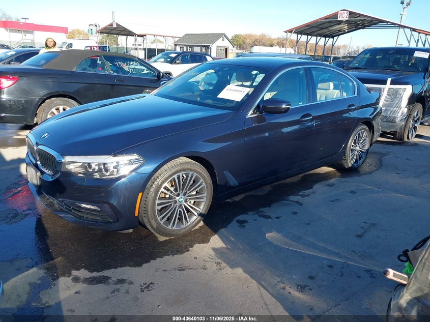 WBAJA7C58JWC74627 2018 BMW 5ER photo no. 2