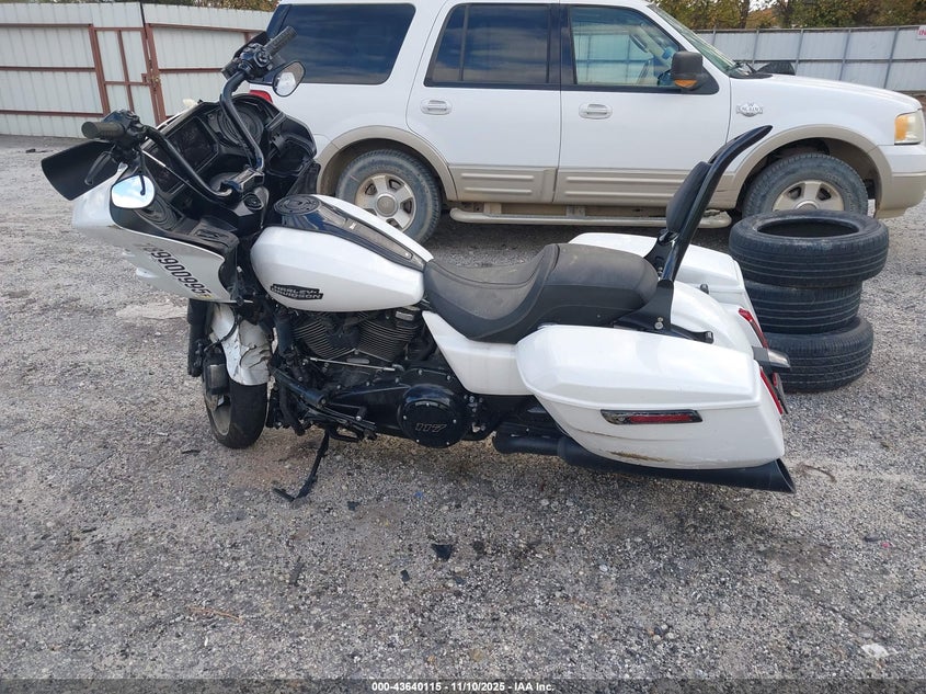 2024 Harley-Davidson Fltrx VIN: 1HD1KH715RB652902 Lot: 43640115