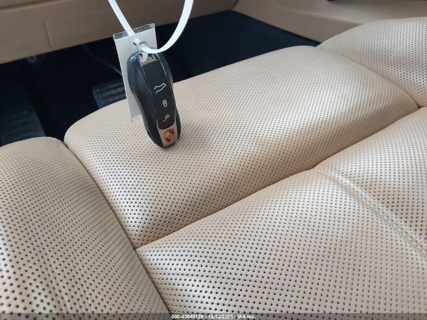 2018 Porsche Cayenne Platinum Edition VIN: WP1AA2A22JKA03807 Lot: 43640128